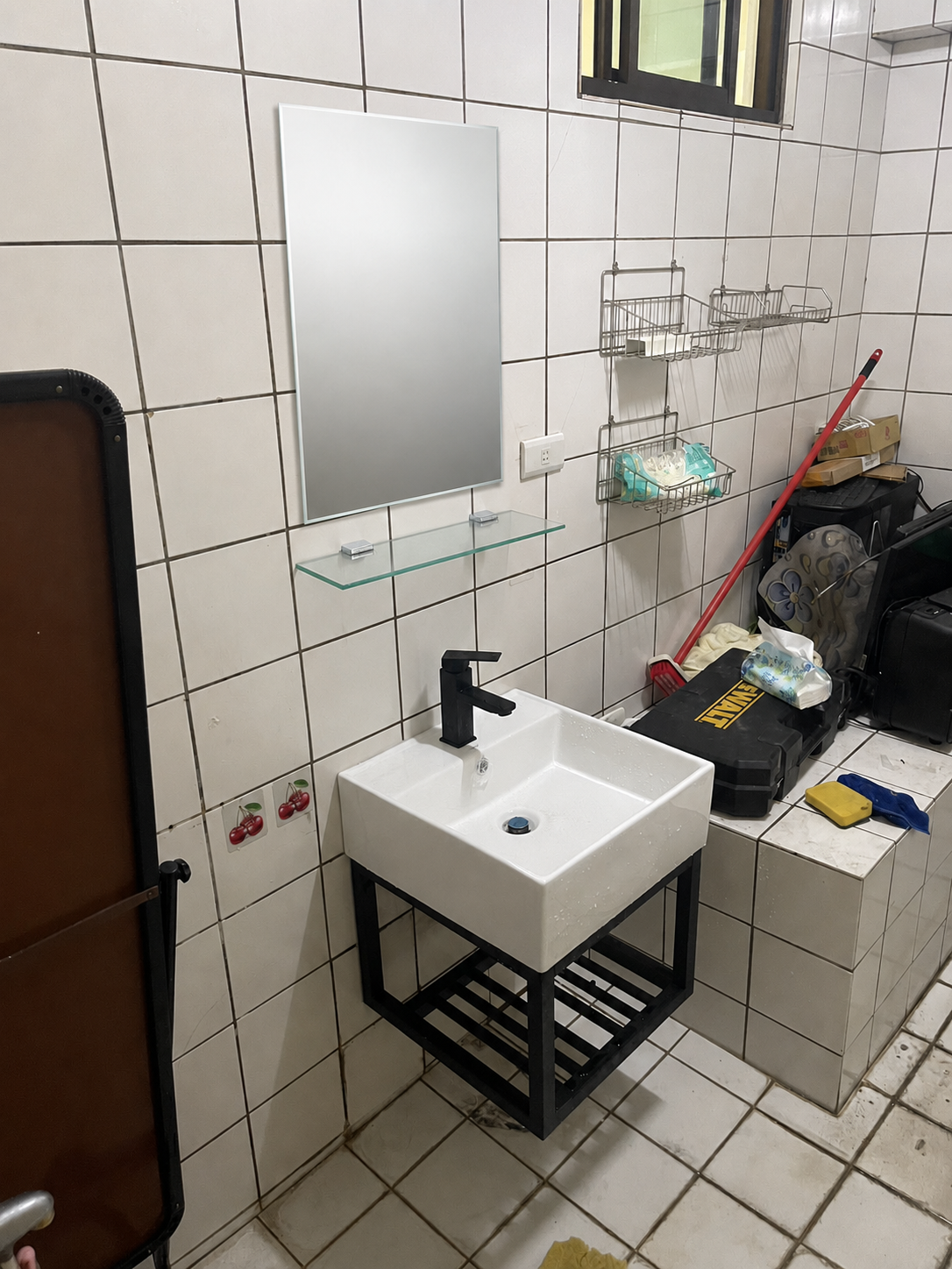 ST-YH-021 工業風面盆組老屋浴室實際安裝案例